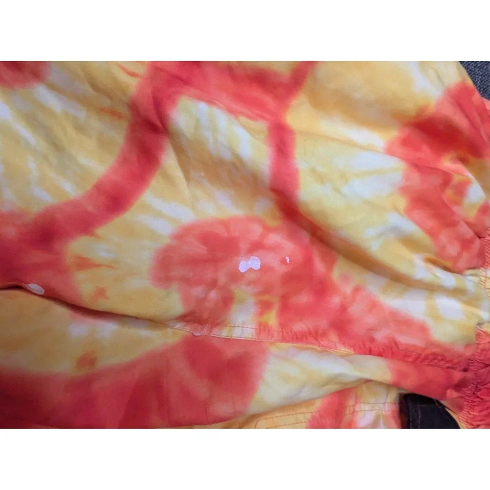 Maui and Sons Mens Tie Dye Graphic Swim Board Shorts Medium Mesh Lined Medium
